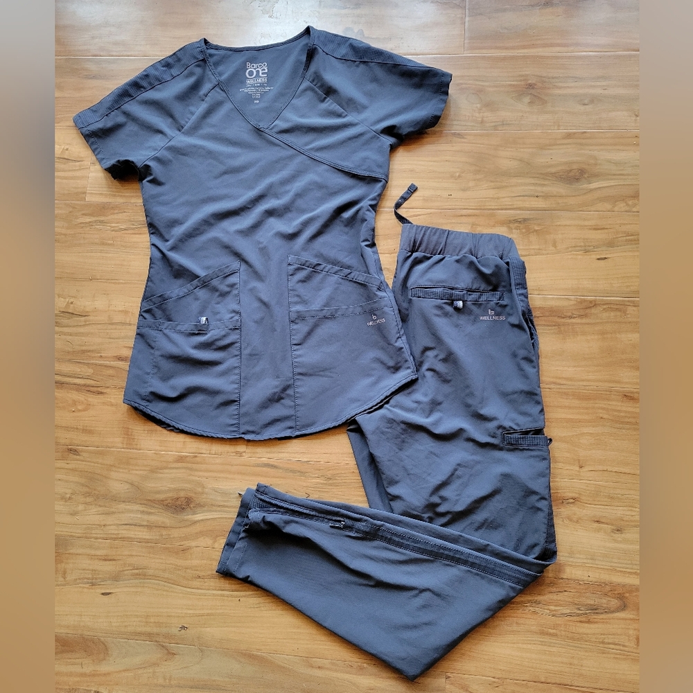 Barco Uniforms Navy Blue Scrub Set - Women's Pants & Top